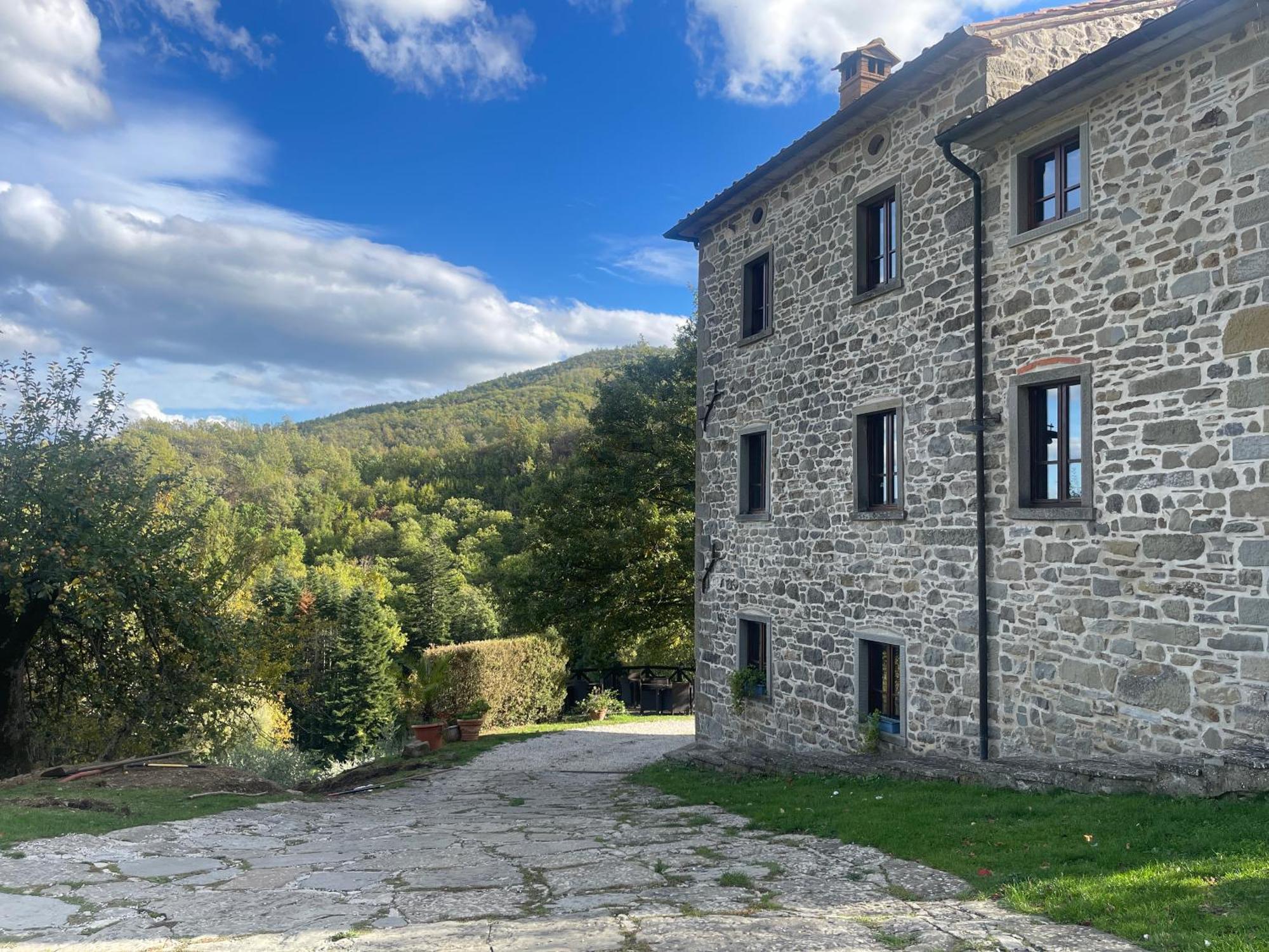 Bio Agriturismo Il Vigno Caprese Michelangelo ภายนอก รูปภาพ